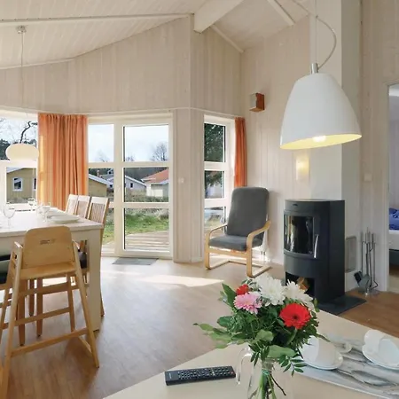 Frische Brise 17 - Dorf 3 * Priwall