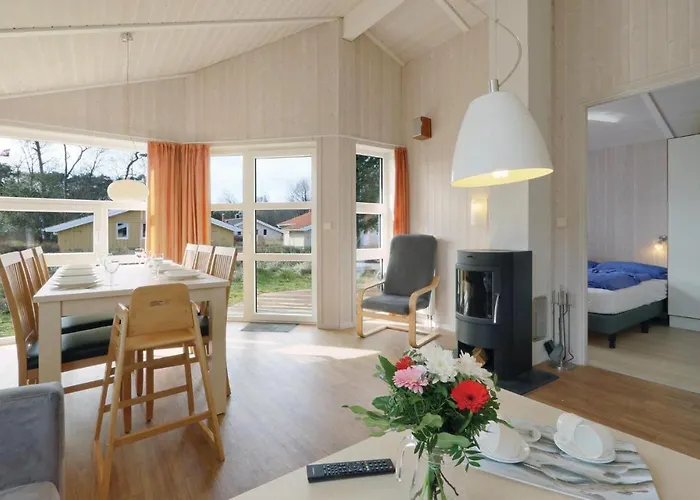 Frische Brise 17 - Dorf 3 * Priwall